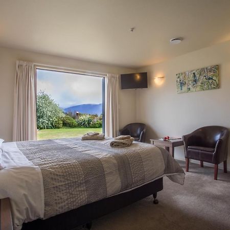 Loch Vista Bed & Breakfast 蒂阿瑙湖 外观 照片