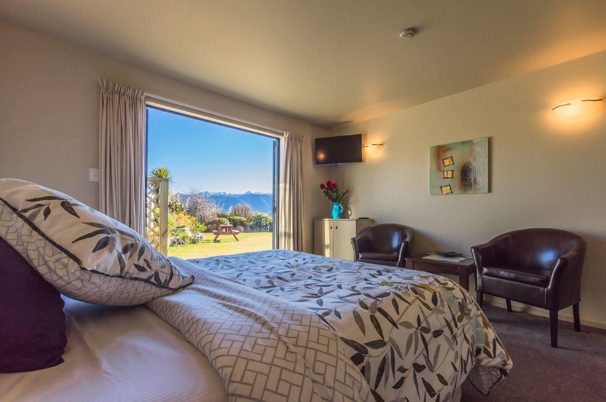 Loch Vista Bed & Breakfast 蒂阿瑙湖 外观 照片
