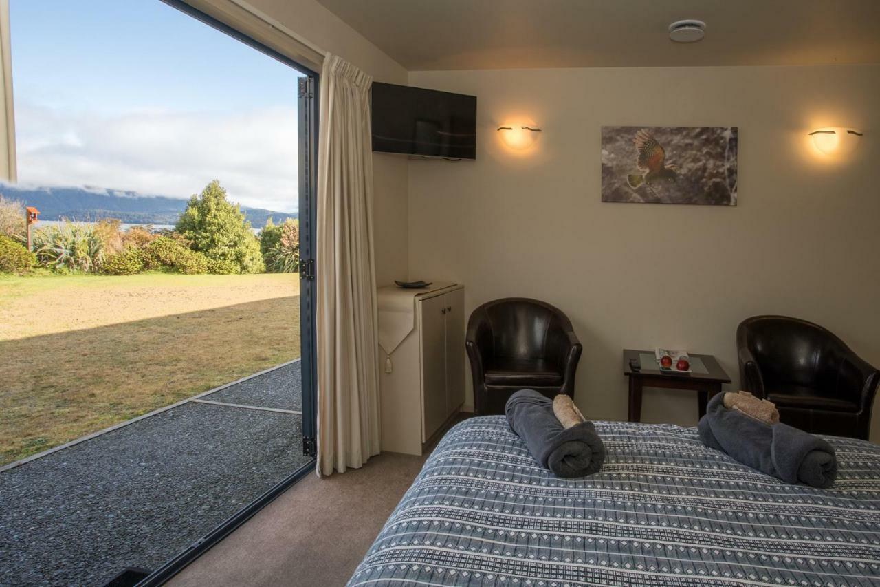 Loch Vista Bed & Breakfast 蒂阿瑙湖 外观 照片